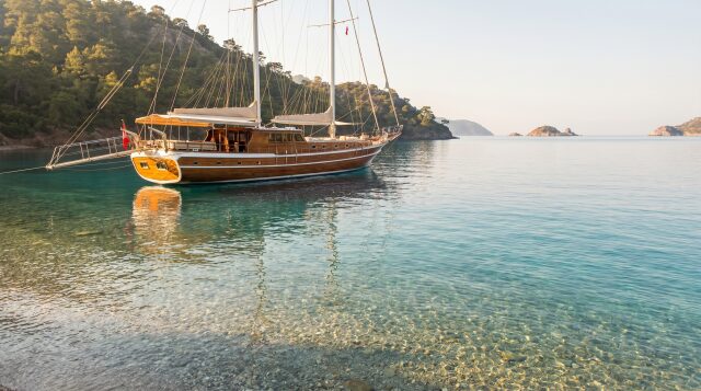 The Bodrum Blue Cruise & Yacht Charter Guide: Bays, Routes and Insider Tips