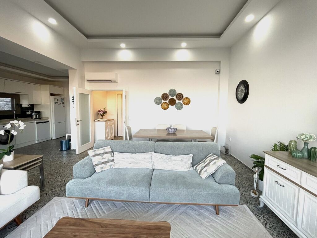 Akyarlar'da Havuzlu Sitede, Full Eşyalı, Manzalı,Tek Kat Villa - 14