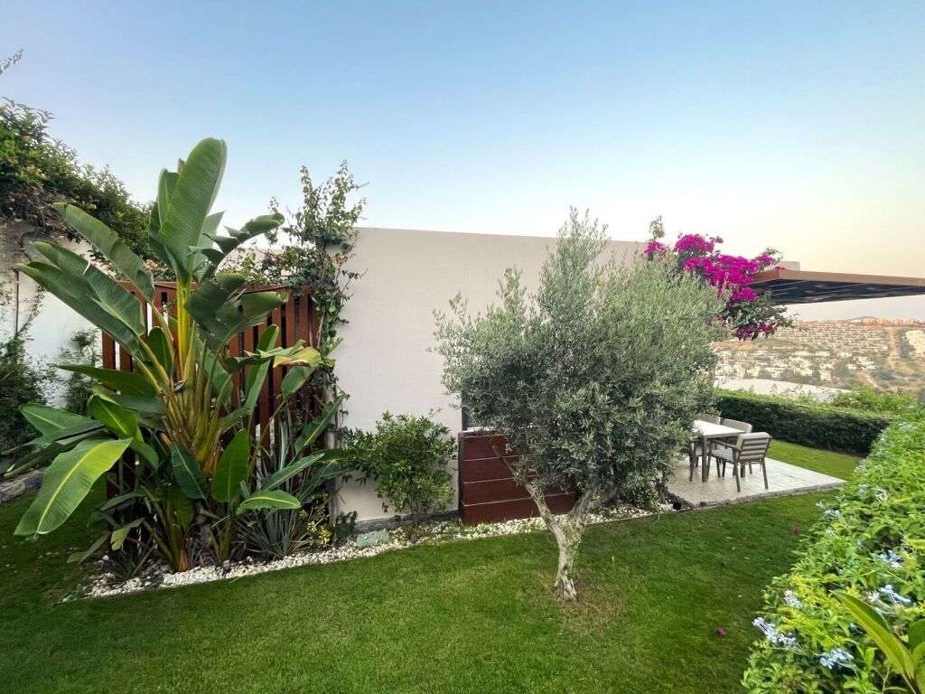 Akyarlar'da Havuzlu Sitede, Full Eşyalı, Manzalı,Tek Kat Villa - 4
