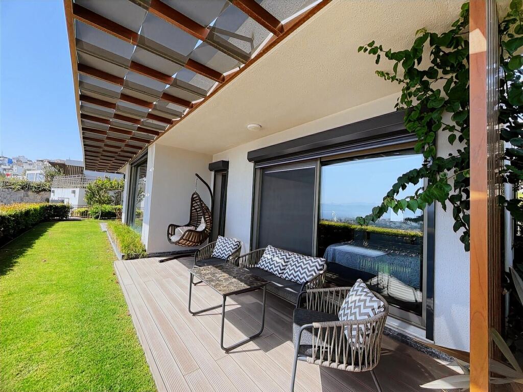 Bodrum Akyarlar'da,Donanımlı,İskanlı,Kos Manzaralı Tek Kat Villa - 10