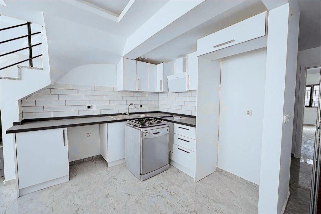 Muğla/Milas/GÜLLÜK'te Denize 150 metre 3+2 Dublex Daire - 3