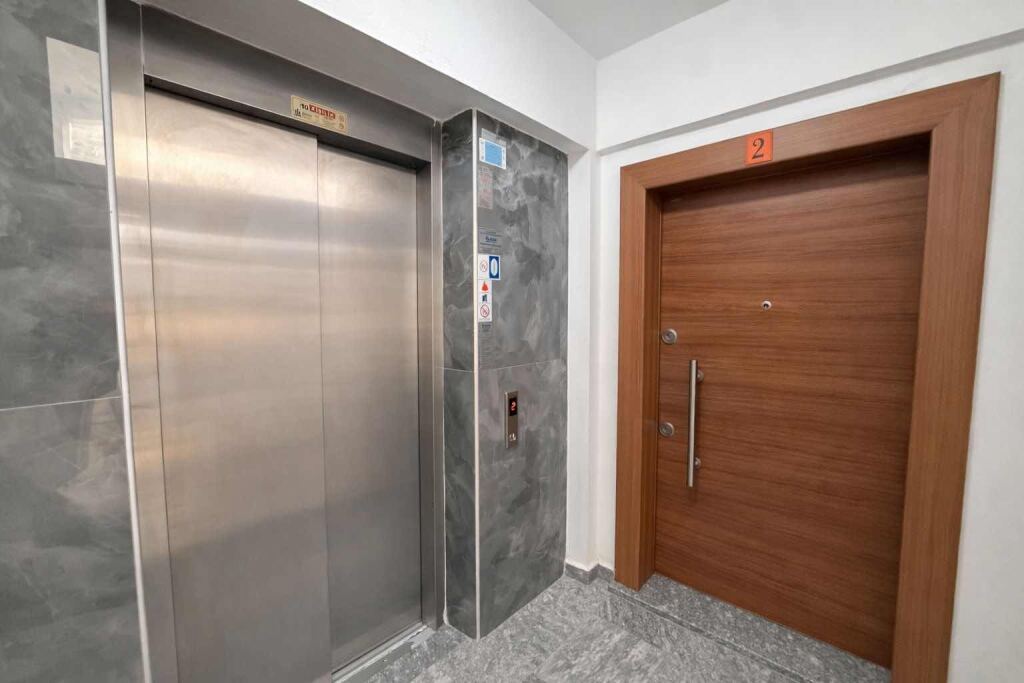 Muğla/Milas/GÜLLÜK'te Denize 150 metre 3+2 Dublex Daire - 13