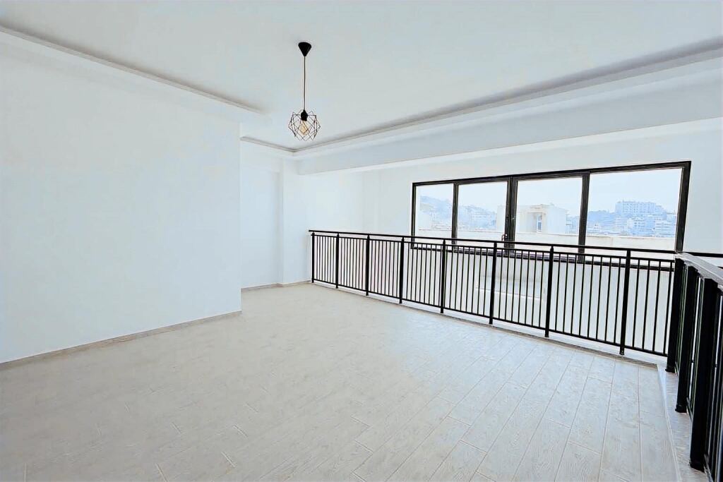 Muğla/Milas/GÜLLÜK'te Denize 150 metre 3+2 Dublex Daire - 6