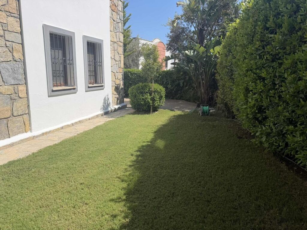 Acıbadem Hastanesine Yürüme Mesafesinde Bahçe Katı Daire - 5