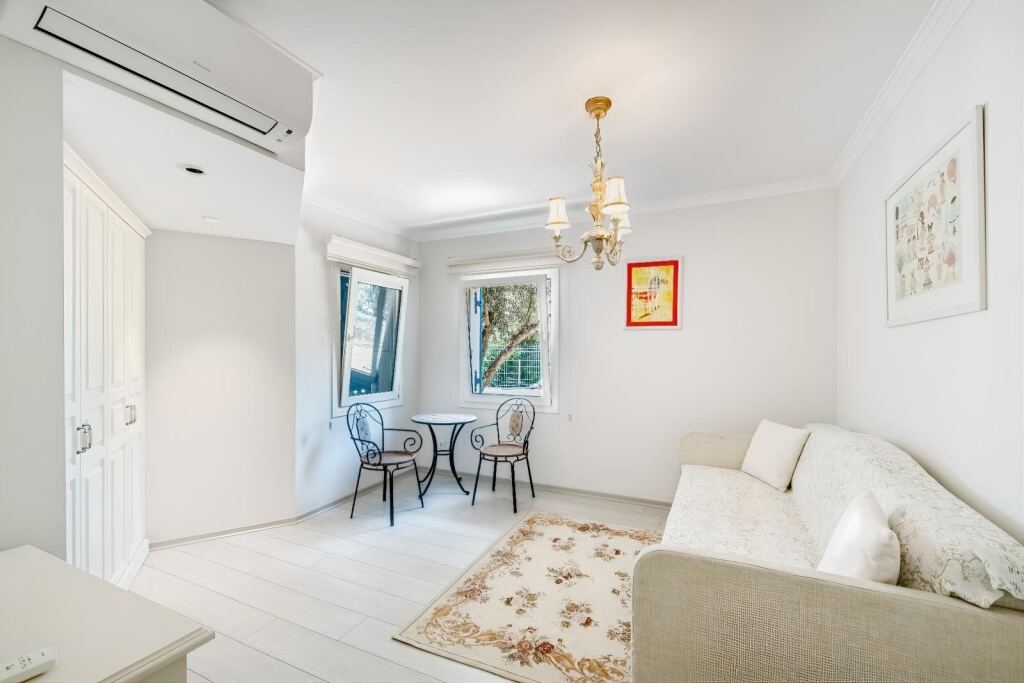 5-Bedroom Villa for Sale in Yeniköy Mh., Bodrum - 26