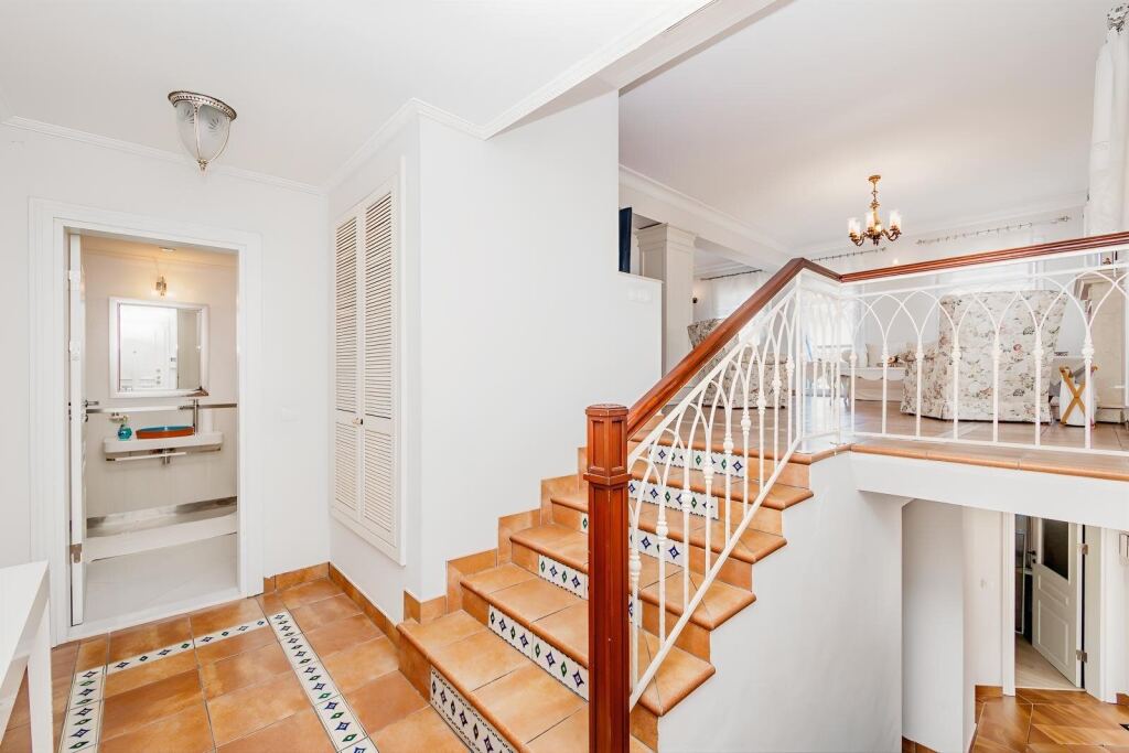 5-Bedroom Villa for Sale in Yeniköy Mh., Bodrum - 11