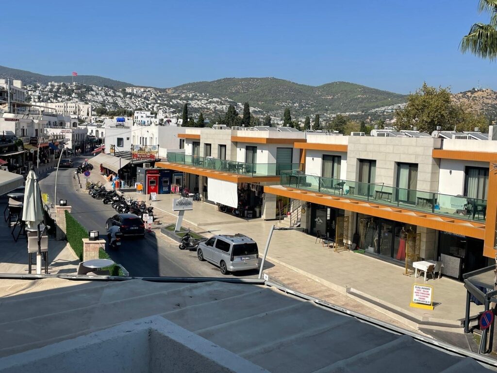 Bodrum Gümbet'te ,Merkezi Konumda ,2+1 Üst Kat Daire - 10