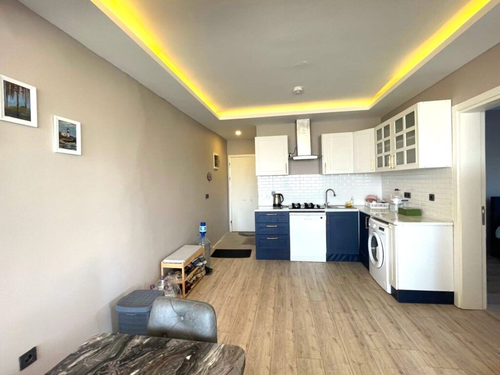 Bodrum Gümbet'te ,Merkezi Konumda ,2+1 Üst Kat Daire - 3