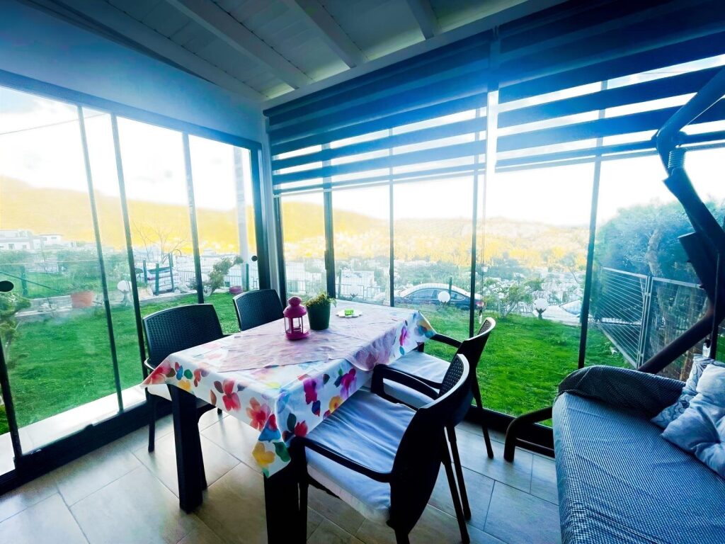 Akyarlar'da Eşyalı ,Bahçeli,Manzaralı 1+1 Daire - 5