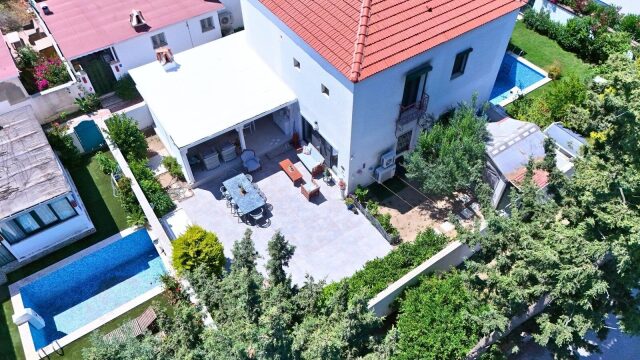 SATLIK BAHÇE KATI DAİRE