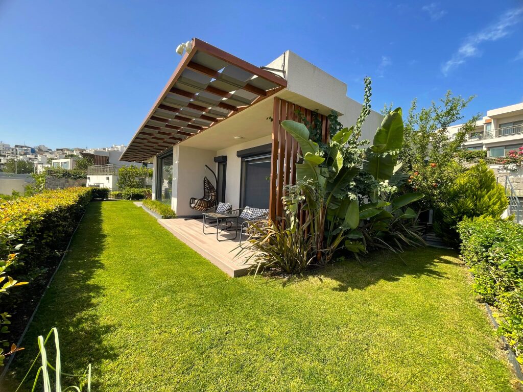 Akyarlarda Site İçerisinde Villa - 1