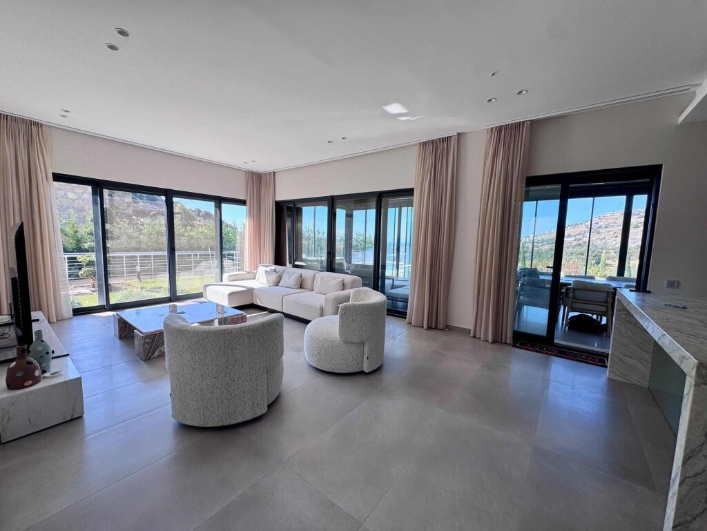 Tek Katlı, Doğa ve Deniz Manzaralı, 1,5 Dönüm İçinde Sıfır Villa - 10