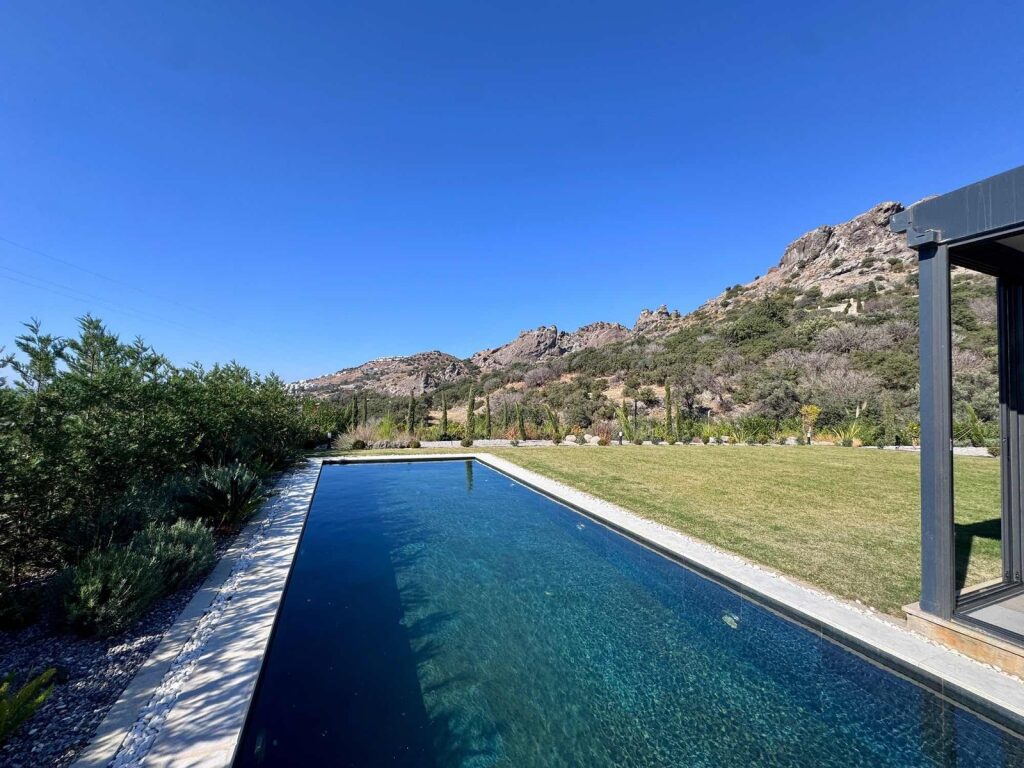 Tek Katlı, Doğa ve Deniz Manzaralı, 1,5 Dönüm İçinde Sıfır Villa - 4