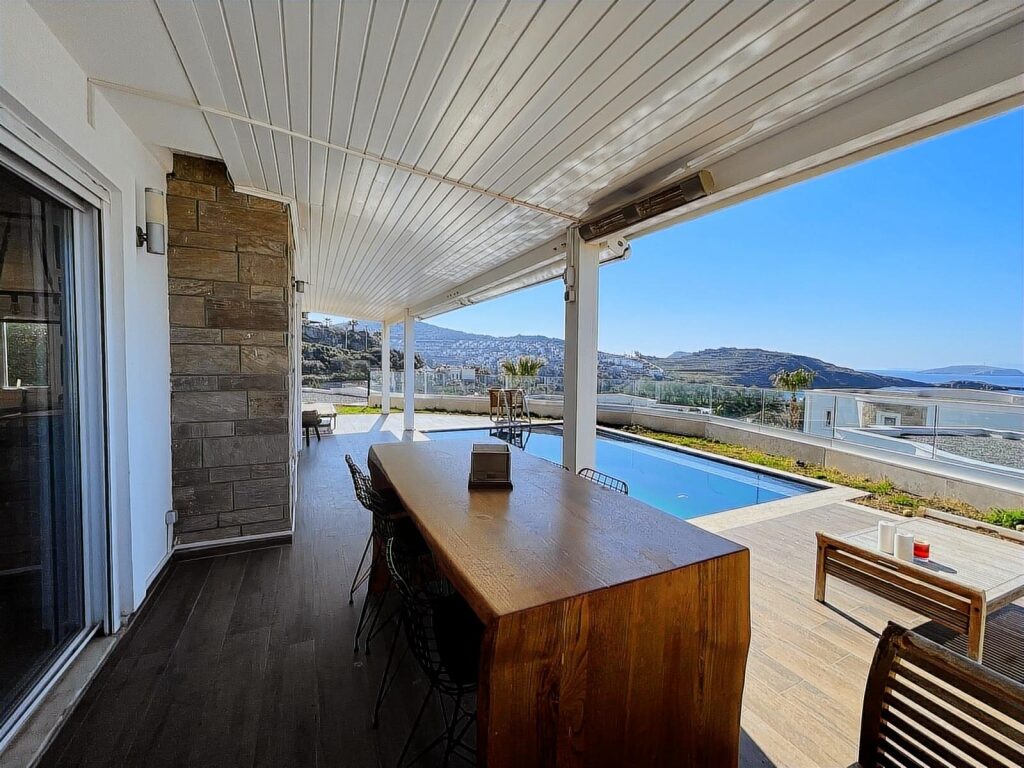 GÜMÜŞLÜK'TE KAPALI GARAJLI,MANZARALI EŞYALI YILLIK VİLLA - 20