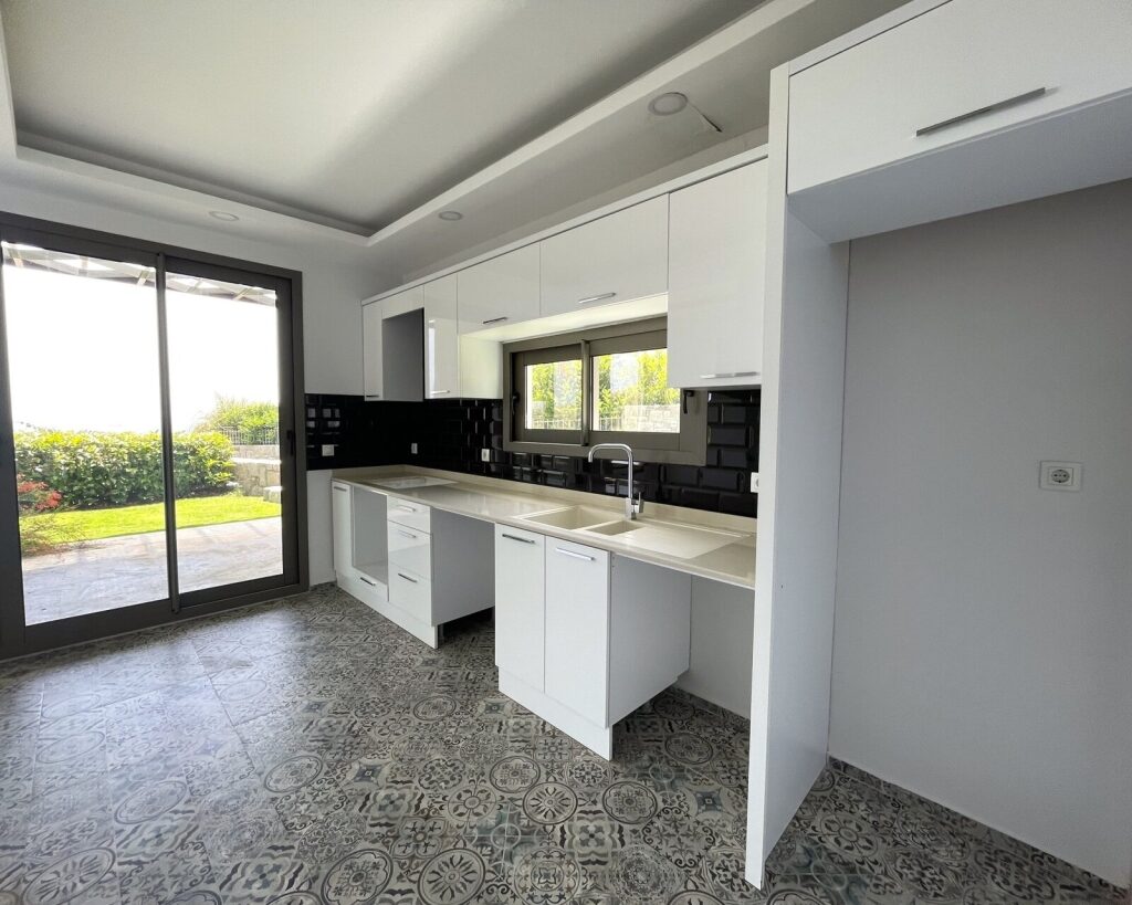 Bodrum'da Kos Manzaralı Yeni Sitede Tek Katlı Müstakil Villa - 11