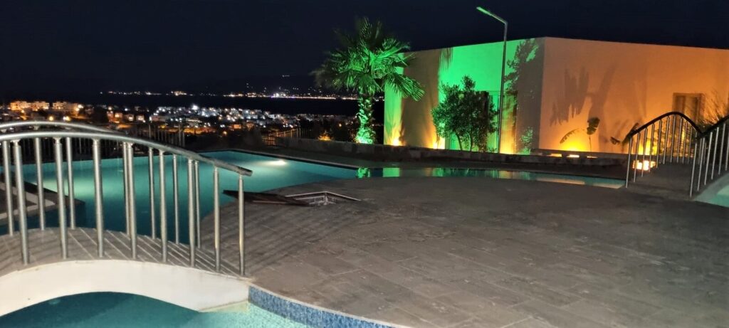 Bodrum'da Kos Manzaralı Yeni Sitede Tek Katlı Müstakil Villa - 16