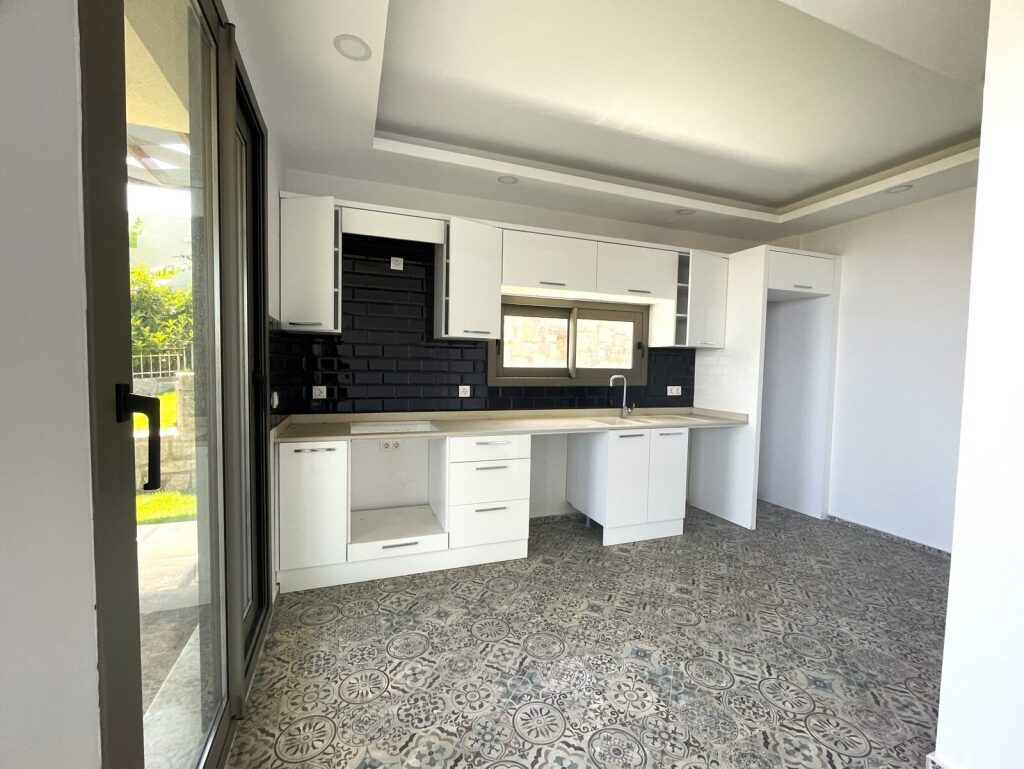 Bodrum'da Kos Manzaralı Yeni Sitede Tek Katlı Müstakil Villa - 13