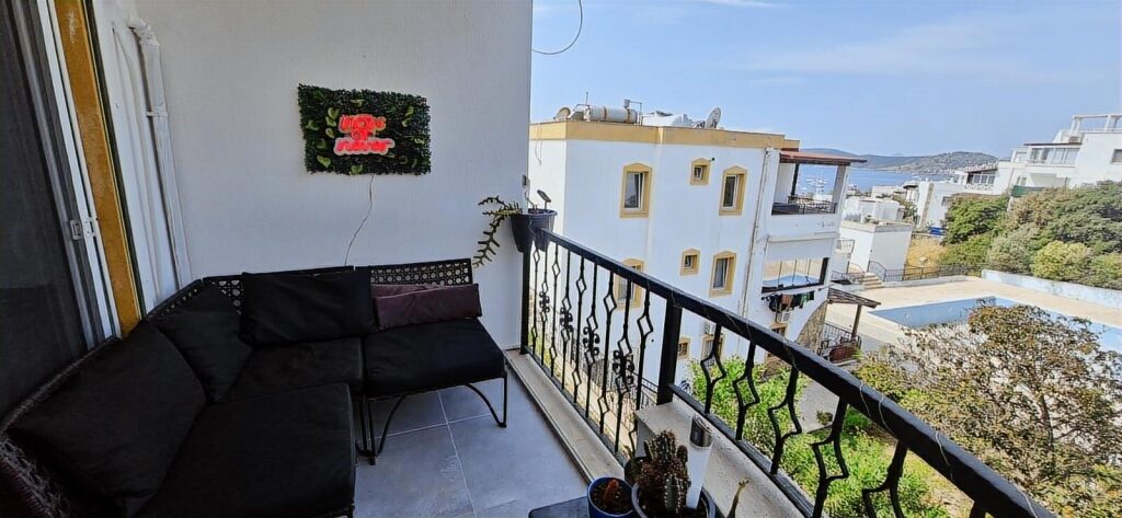 BARDAKÇI'DA FULL YAPILI SATILIK ORTA KAT DAIRE - 12