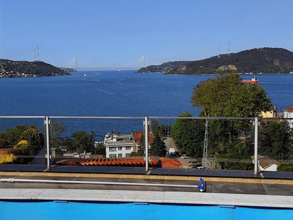 6+3 HAVUZLU OTOPARKLI MUHTEŞEM BOĞAZ VE KÖPRÜ MANZARALI VİLLA - 3