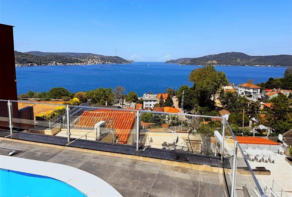 6+3 HAVUZLU OTOPARKLI MUHTEŞEM BOĞAZ VE KÖPRÜ MANZARALI VİLLA - 2