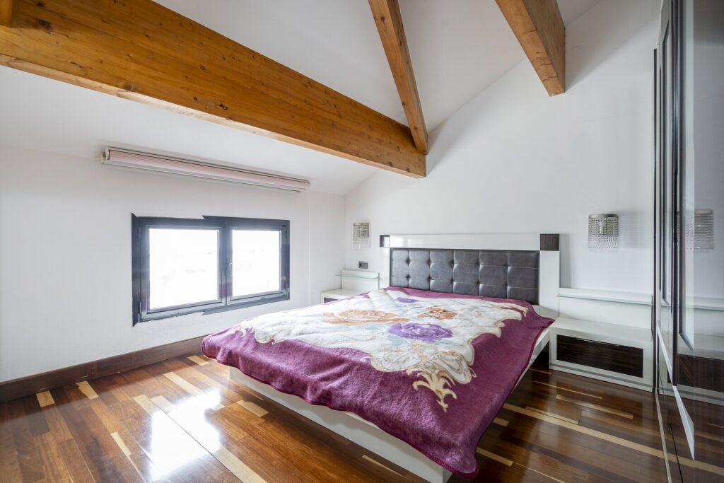 ÇAMLICA'NIN EŞŞİZ LOKASYONUNDA SATILIK 3 ADET VİLLA - 15