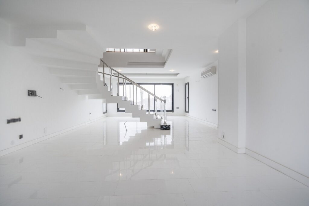 ÇAMLICA'NIN EŞŞİZ LOKASYONUNDA SATILIK 3 ADET VİLLA - 19