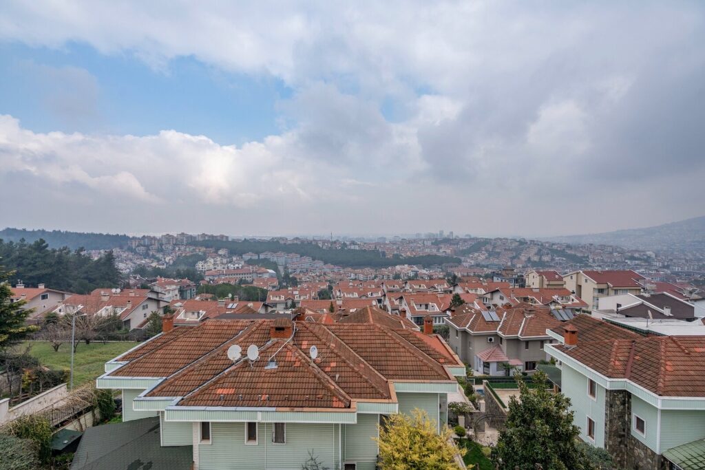 ÇAMLICA'NIN EŞŞİZ LOKASYONUNDA SATILIK 3 ADET VİLLA - 8