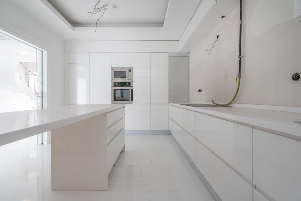 ÇAMLICA'NIN EŞŞİZ LOKASYONUNDA SATILIK 3 ADET VİLLA - 20