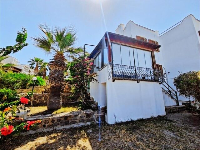 YALIKAVAK'TA DENİZ MANZARALI DUBLEKS VİLLA