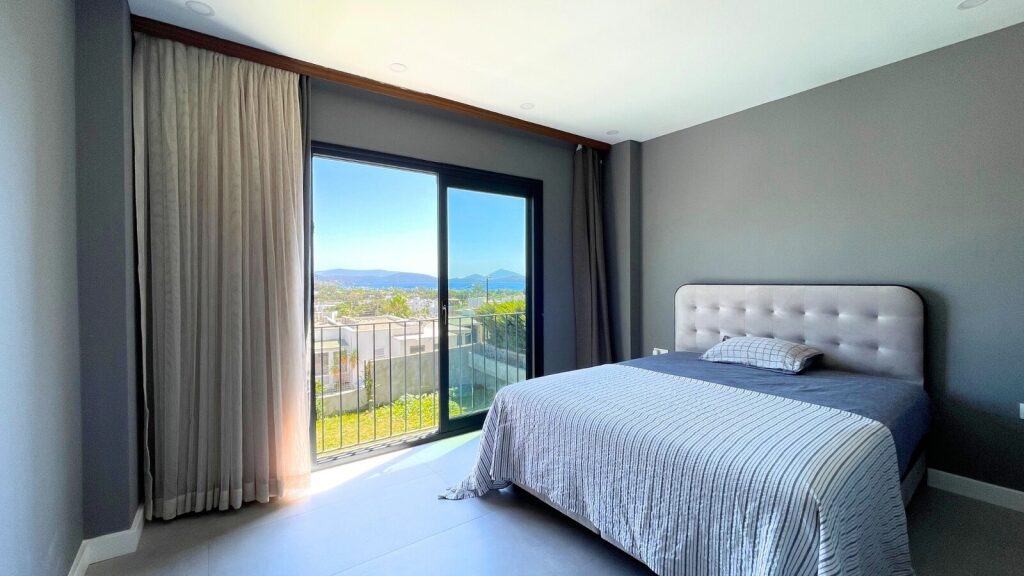 YAHŞİ'nin EN NEZİH LOKASYONUNDA LÜKS MÜSTAKİL VİLLA - 17