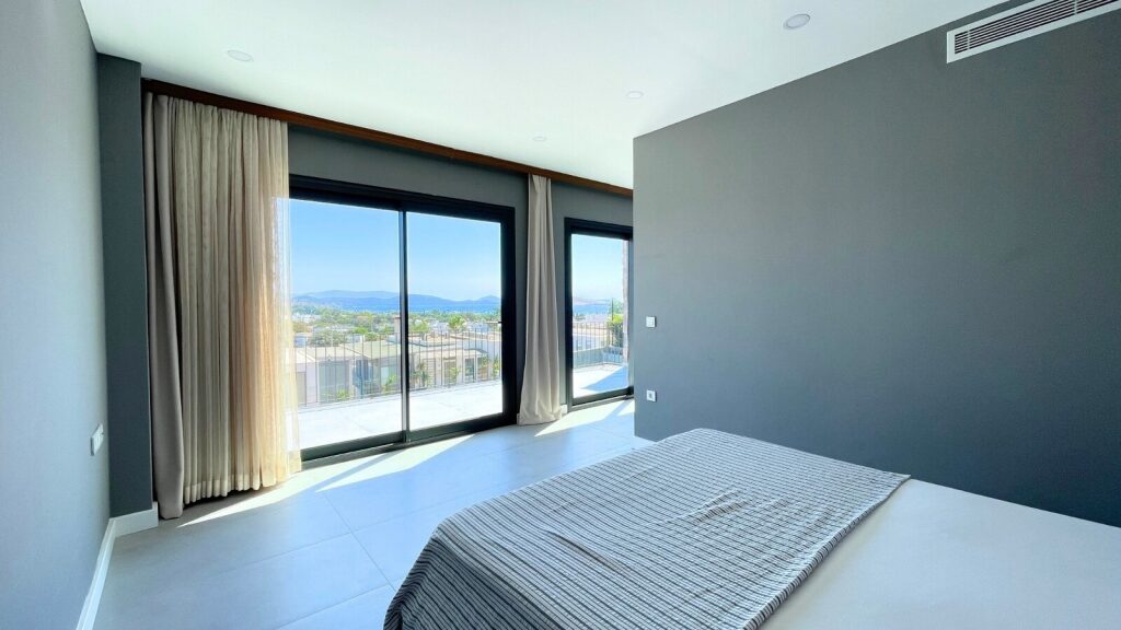 YAHŞİ'nin EN NEZİH LOKASYONUNDA LÜKS MÜSTAKİL VİLLA - 15