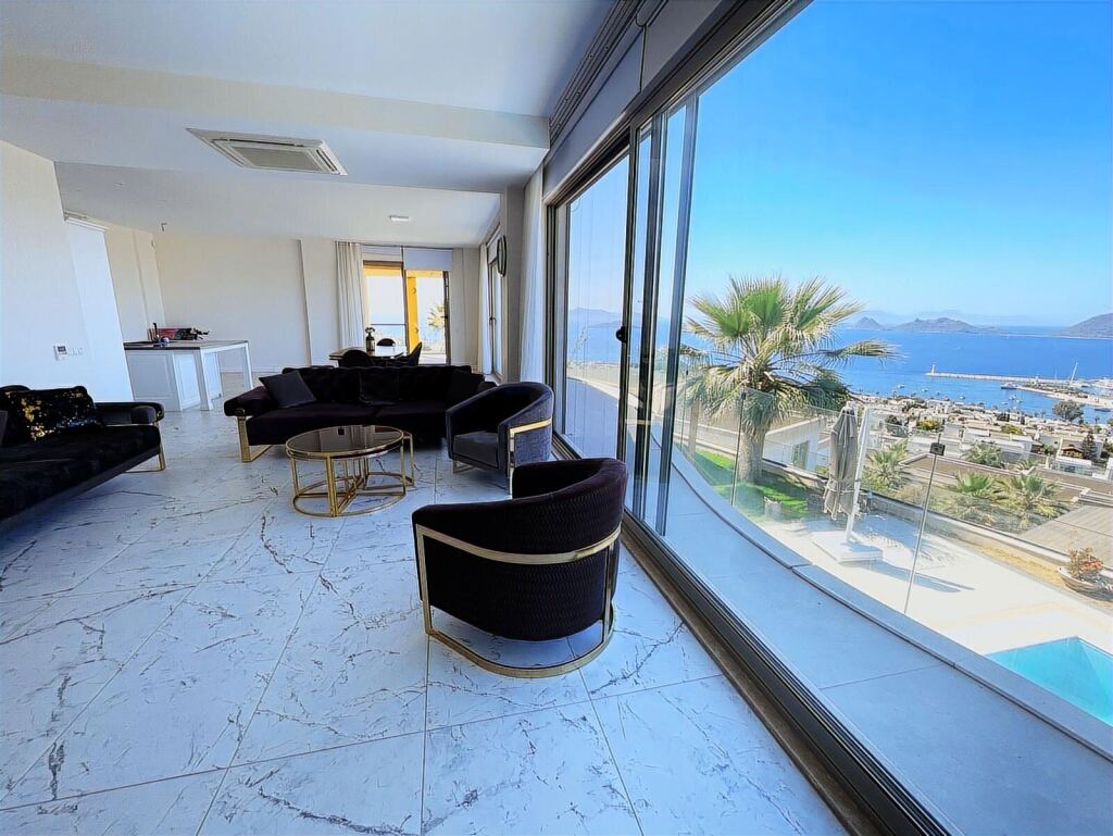 Muhteşem Manzaralı, Özel Havuzlu,Otoparklı,300m2 Villa - 9