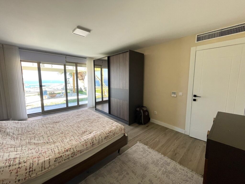 Muhteşem Manzaralı, Özel Havuzlu,Otoparklı,300m2 Villa - 18