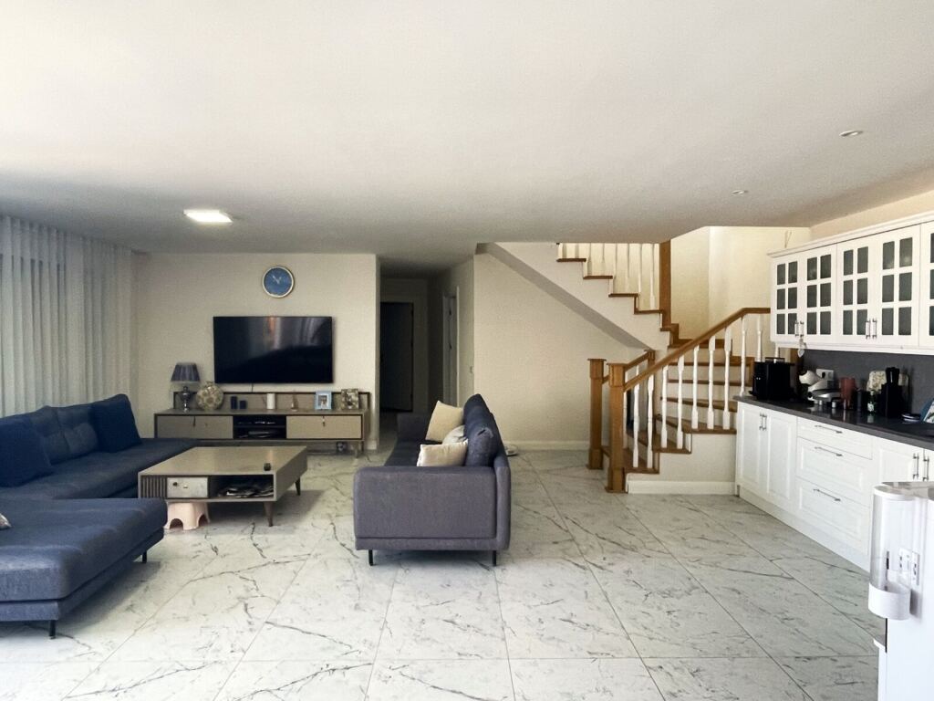 Muhteşem Manzaralı, Özel Havuzlu,Otoparklı,300m2 Villa - 13