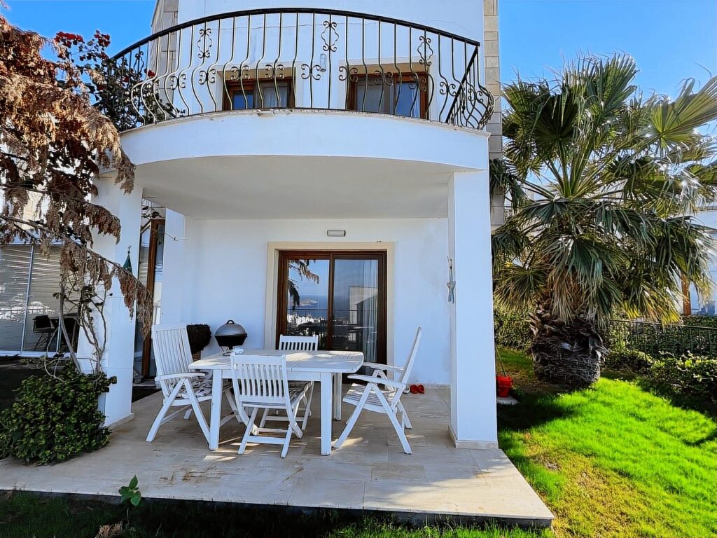 Gümüşlük Koyunbaba'da Havuzlu Sitede ,Manzaralı, Müstakil Villa - 5