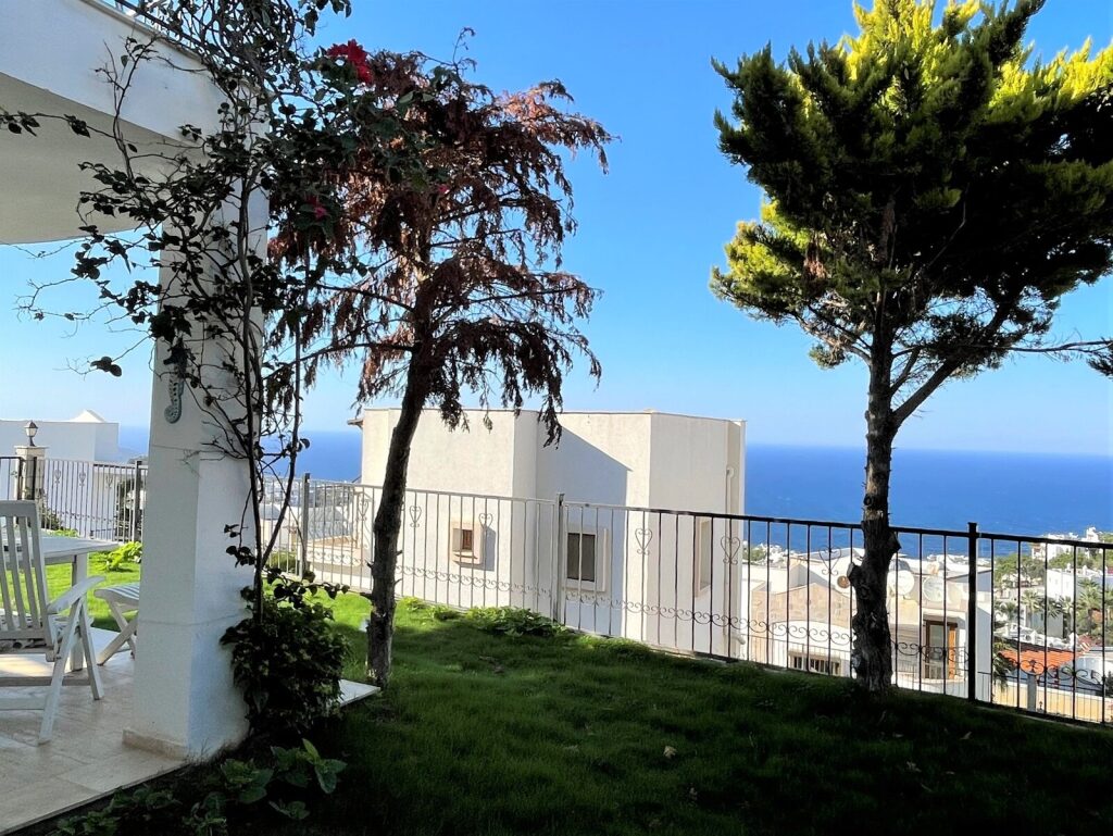 Gümüşlük Koyunbaba'da Havuzlu Sitede ,Manzaralı, Müstakil Villa - 8