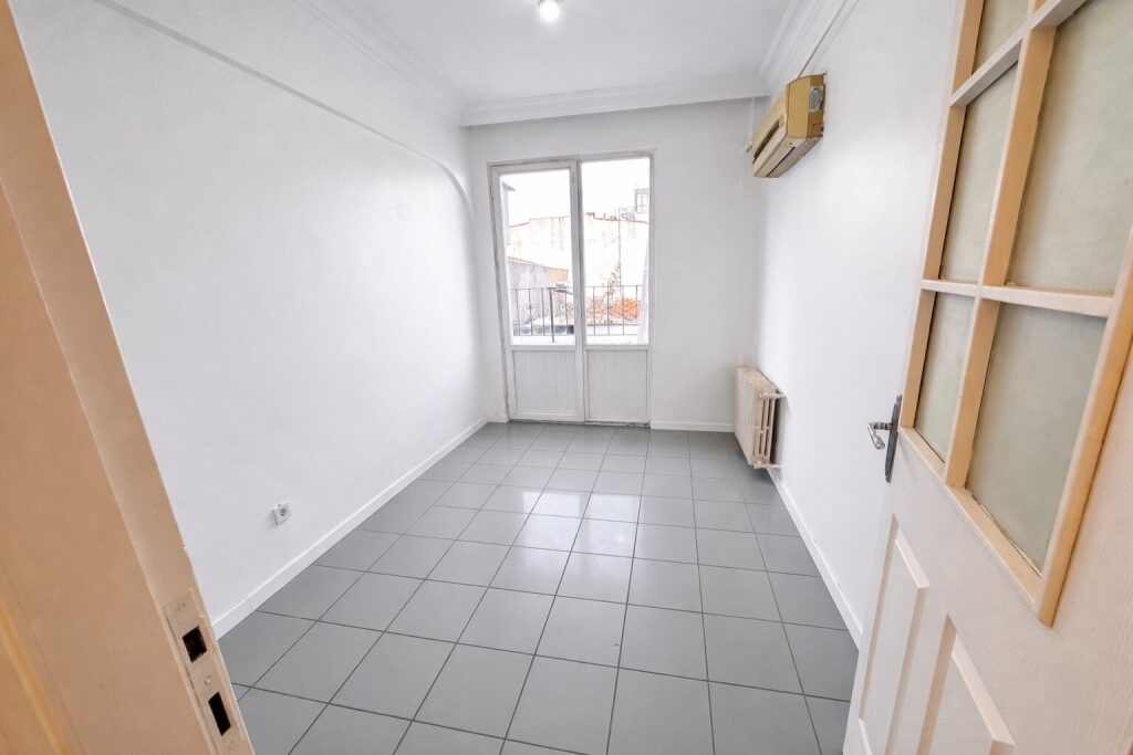 Halaskargazi Caddesi, Osmanbey Metro Çıkışında Merkezi Ofis - 12